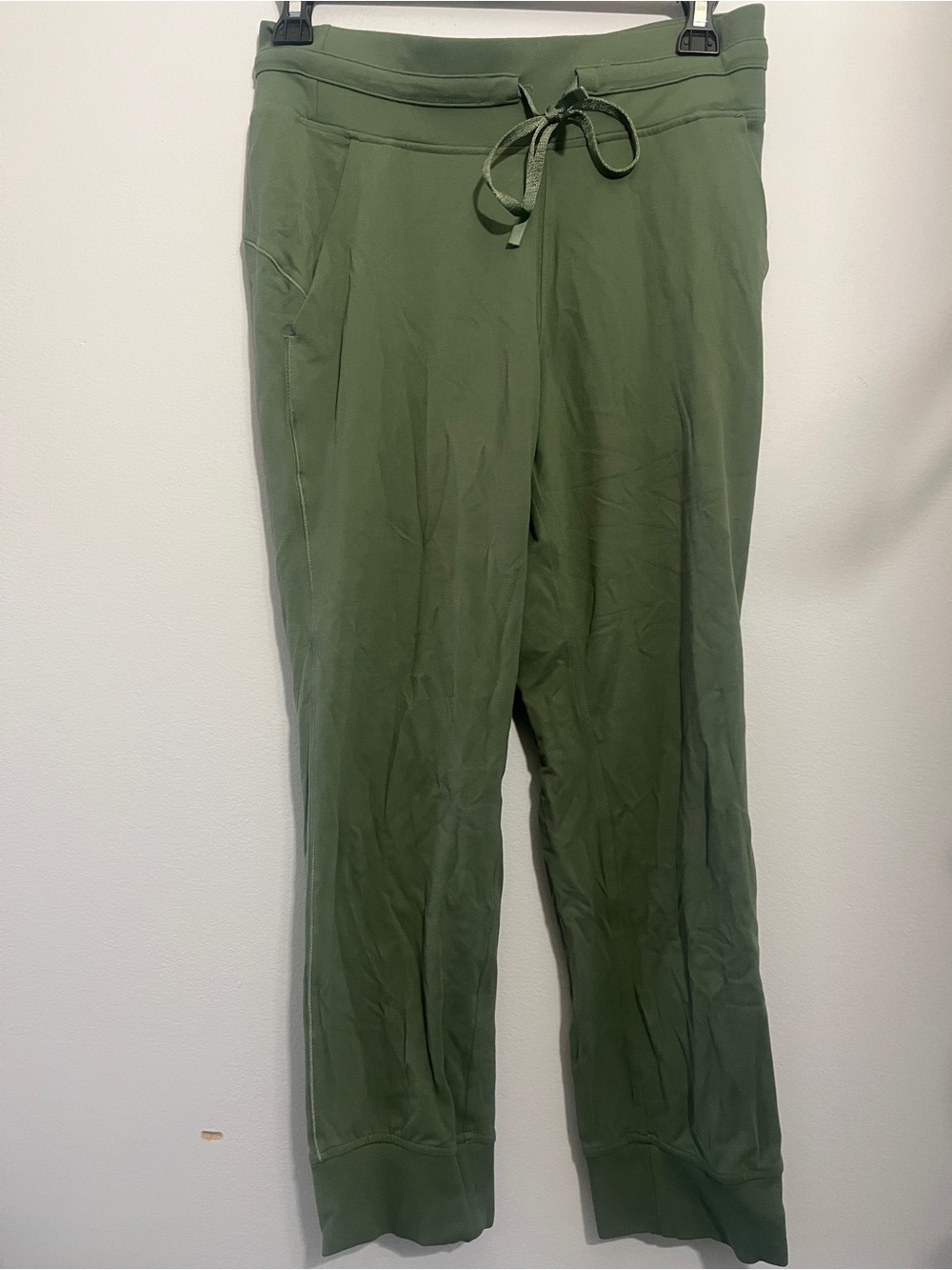 lululemon athletica Olive Green Drawstring Waist With Pockets Joggers